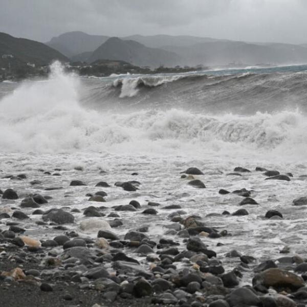 Hurricane Melissa threatens to unleash record destruction on Jamaica Hurricane Melissa threatens to unleash record destruction on Jamaica