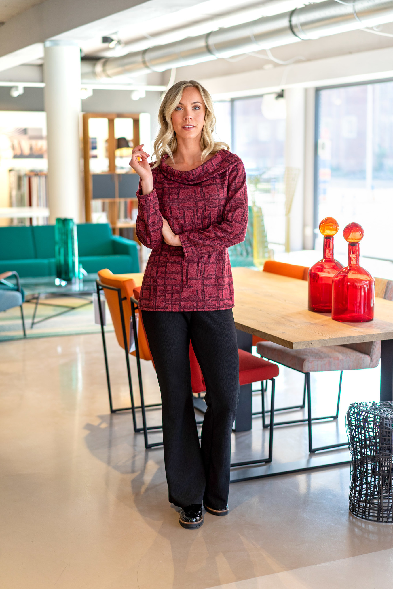 S1150 Sweater April S1150 Sweater April