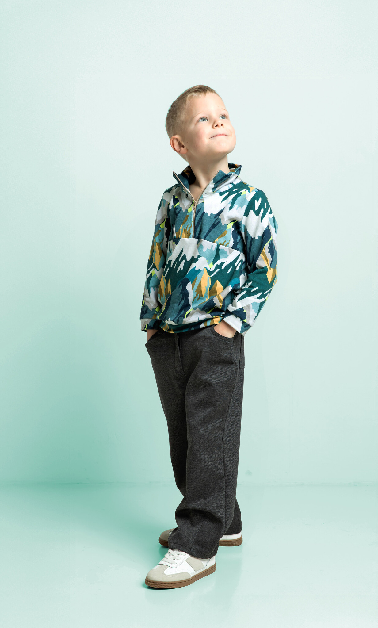 J1028 Sweater Kayn J1028 Sweater Kayn