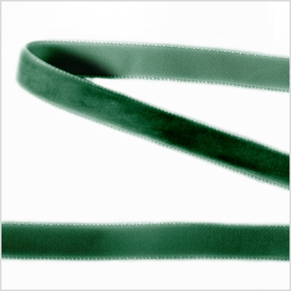 Single Faced Velvet Ribbon Made in Italy – 3/8″ – Dark Green – Sabine Collection Single Faced Velvet Ribbon Made in Italy – 3/8″ – Dark Green – Sabine Collection