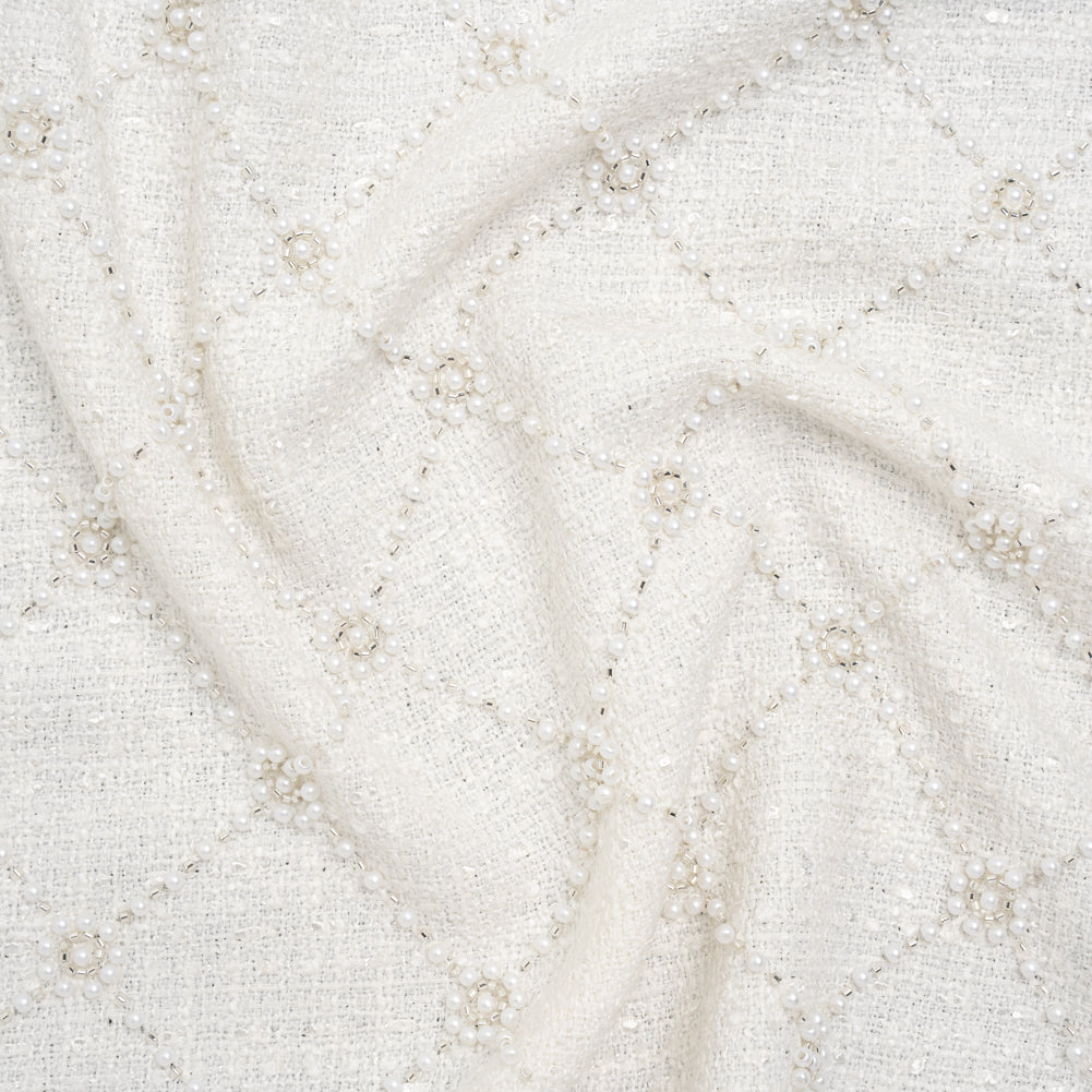 Embellished Polyester Tweed – White Tweed with Pearl and Silver Beaded Diamond Flower Lattice Embellished Polyester Tweed – White Tweed with Pearl and Silver Beaded Diamond Flower Lattice