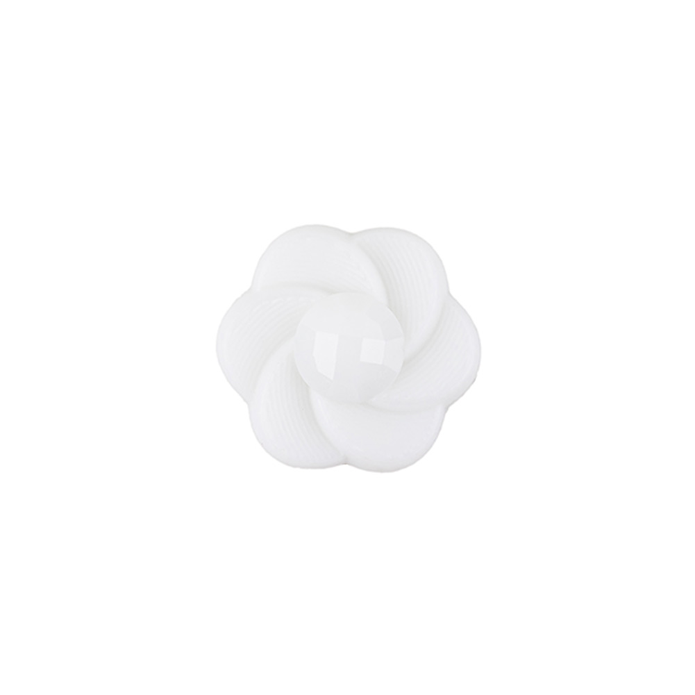 Italian White Floral and Geometric Shank Back Nylon Button – 24L/15mm Italian White Floral and Geometric Shank Back Nylon Button – 24L/15mm