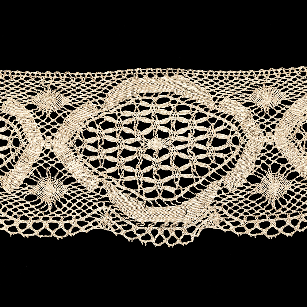 Beige Classic Cluny Lace Trim – 4.625″ Beige Classic Cluny Lace Trim – 4.625″