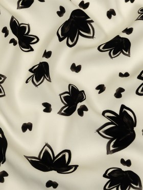 Mood Exclusive Large Lazy Lotus Polyester Crepe Mood Exclusive Large Lazy Lotus Polyester Crepe