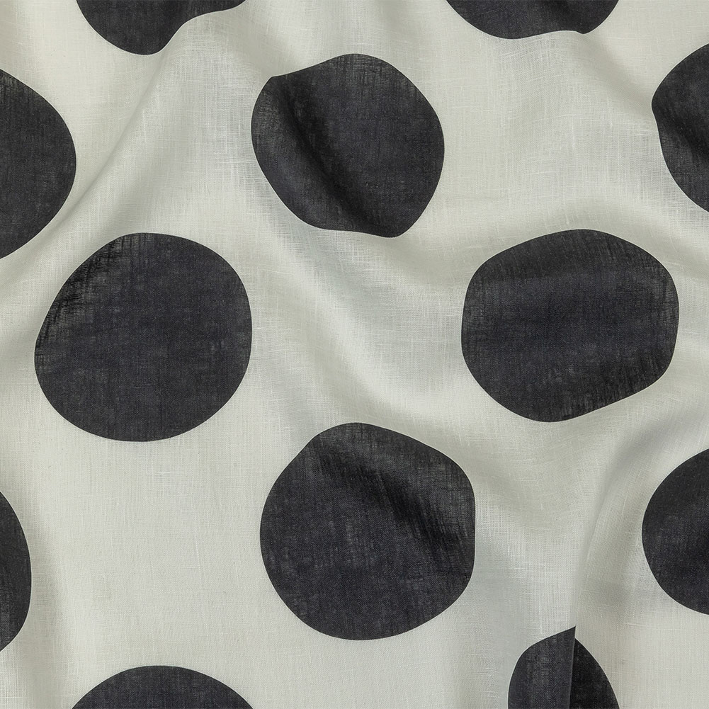 Medium Weight Linen Woven Print – Black and White Oversized Polka Dots Medium Weight Linen Woven Print – Black and White Oversized Polka Dots