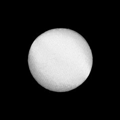 White Silk Covered Button – 36L/23mm White Silk Covered Button – 36L/23mm