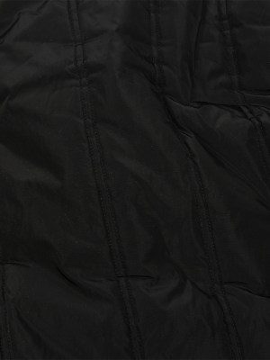 Black Zig Zag Polyester Quilted Coating Black Zig Zag Polyester Quilted Coating