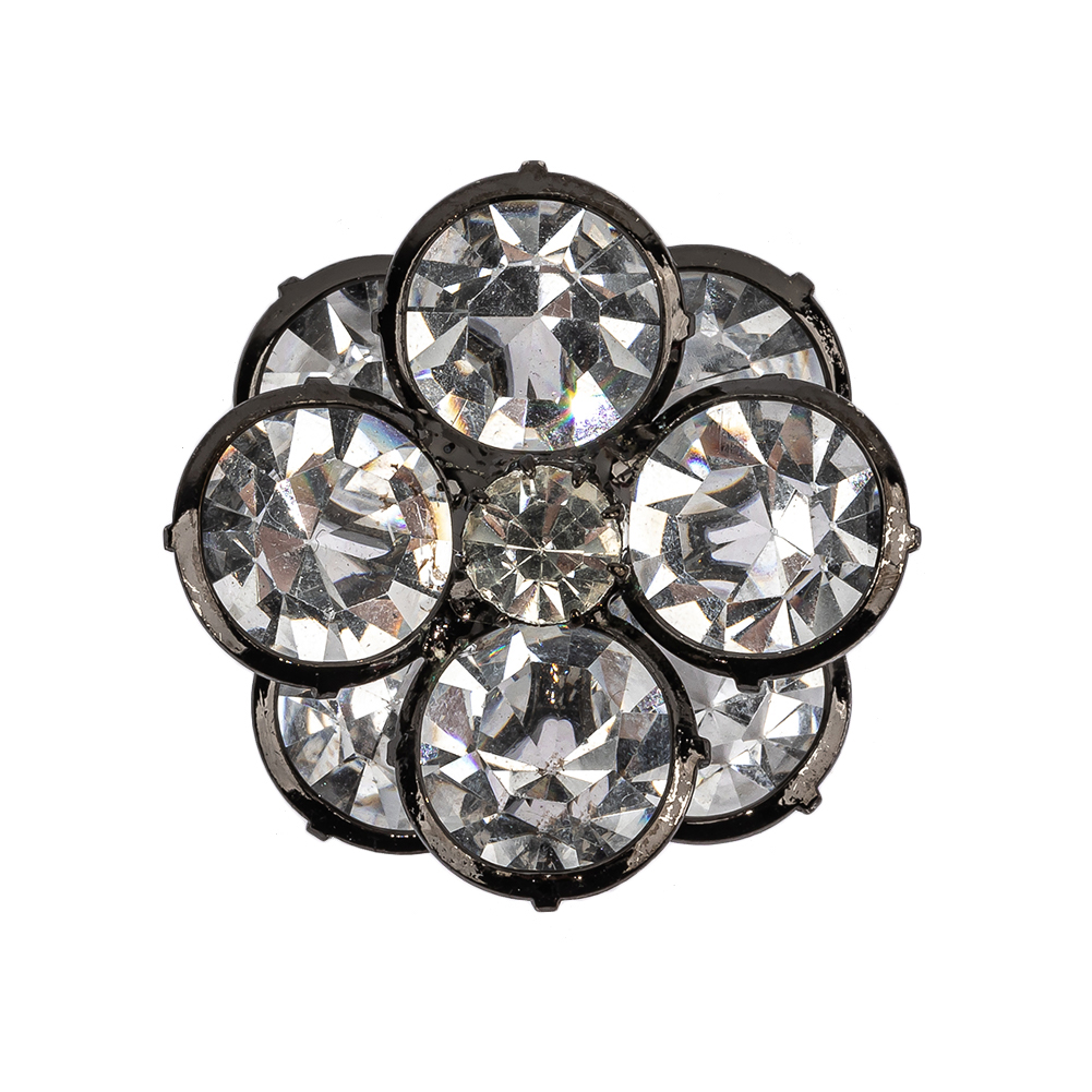 Vintage Famous NYC Designer Crystal and Black Floral Button with Rhinestone Core – 44L/28mm Vintage Famous NYC Designer Crystal and Black Floral Button with Rhinestone Core – 44L/28mm