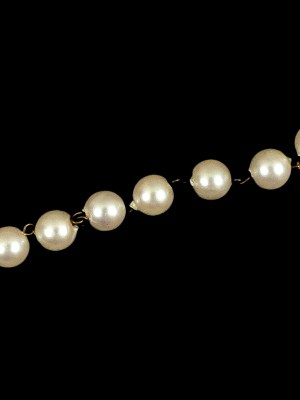 Vintage Faux Pearl Chain Belt – 119″ x 0.375″ Vintage Faux Pearl Chain Belt – 119″ x 0.375″