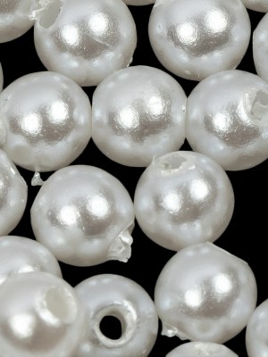 Vintage Faux Pearl Wired Bead Strand – 4mm x 60″ Vintage Faux Pearl Wired Bead Strand – 4mm x 60″