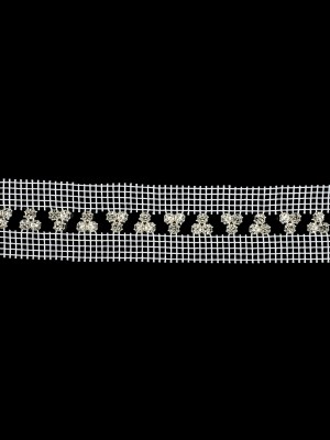 Vintage Crystal and Silver Rhinestone Trio Trimming on White Mesh – 1.375″ Vintage Crystal and Silver Rhinestone Trio Trimming on White Mesh – 1.375″