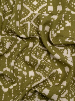 Mood Exclusive Green Sumatra Summit Crinkled Gauzy Viscose Crepe Mood Exclusive Green Sumatra Summit Crinkled Gauzy Viscose Crepe