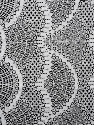 Lace with Finished Edges – White Abstract Scallops Lace with Finished Edges – White Abstract Scallops