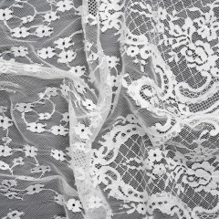 Chantilly Lace – White Ditsy Floral and Elegant Border Chantilly Lace – White Ditsy Floral and Elegant Border