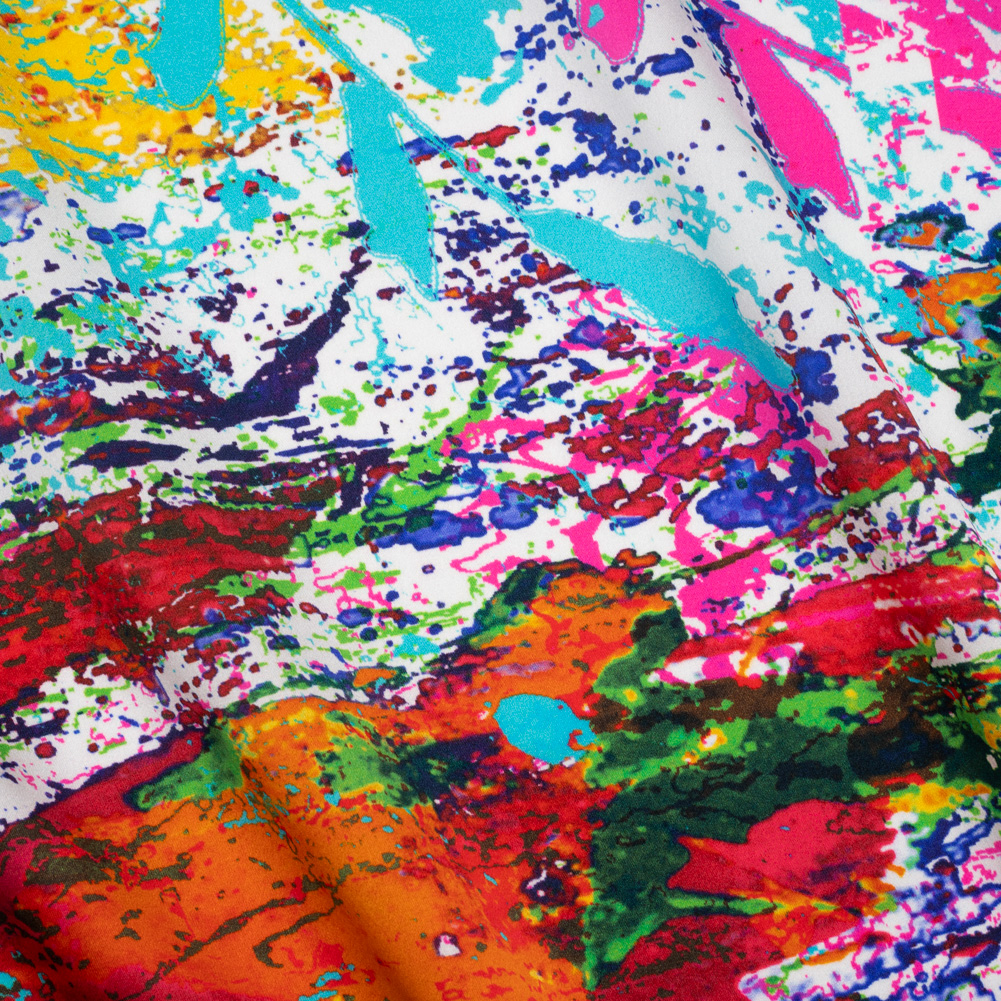 Silk Charmeuse Print – White, Red and Green Abstract Paint Splatters Silk Charmeuse Print – White, Red and Green Abstract Paint Splatters