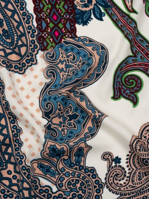 Rayon Twill – Blue, Red and Peachy Beige Paisley – Designer Deadstock Rayon Twill – Blue, Red and Peachy Beige Paisley – Designer Deadstock