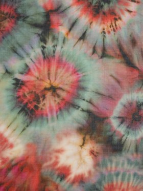 Lightweight Rayon Twill – Red and Forest Green Tie Dye – Made in Italy Lightweight Rayon Twill – Red and Forest Green Tie Dye – Made in Italy