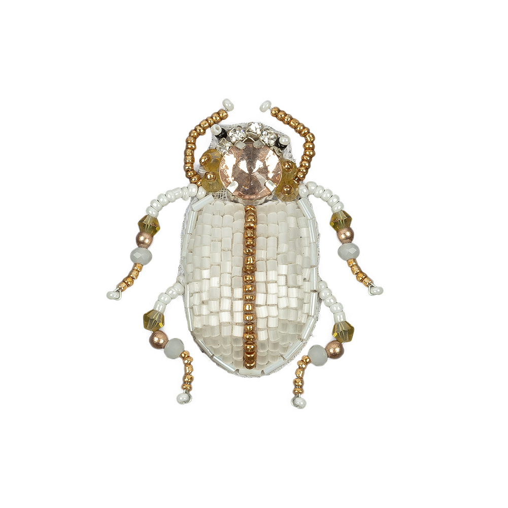 Metallic Gold and Satin White Beetle Rhinestone and Glass Beaded Applique – 2.25″ x 2″ Metallic Gold and Satin White Beetle Rhinestone and Glass Beaded Applique – 2.25″ x 2″