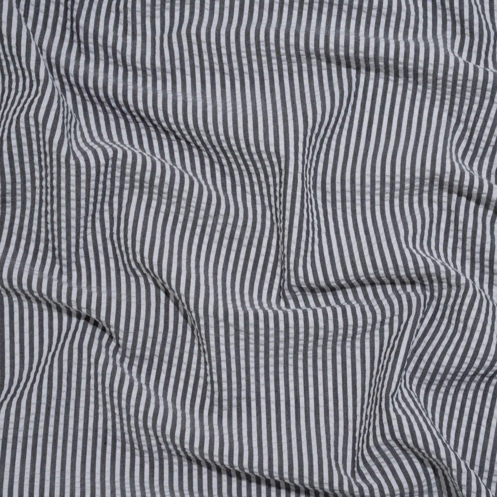Polyester and Cotton Seersucker – Black and White Candy Stripes – Wylie Collection Polyester and Cotton Seersucker – Black and White Candy Stripes – Wylie Collection