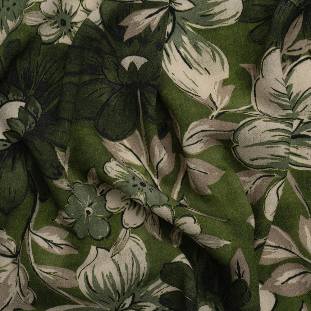 Sustainable Viscose Crepe Print – Green and White Floral – Mood Exclusive Crowded Fields Sustainable Viscose Crepe Print – Green and White Floral – Mood Exclusive Crowded Fields