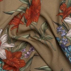Viscose Crepe Print – Taupe, Red and Blue Floral – Mood Exclusive By the Plenty Viscose Crepe Print – Taupe, Red and Blue Floral – Mood Exclusive By the Plenty