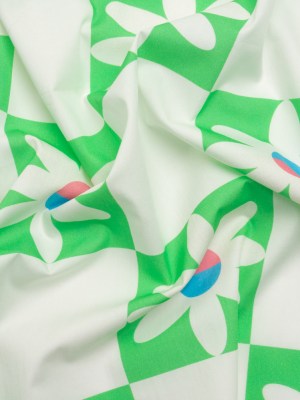 Cotton Poplin Print – Green Floral Checkers – Mood Exclusive Game of Growth Cotton Poplin Print – Green Floral Checkers – Mood Exclusive Game of Growth