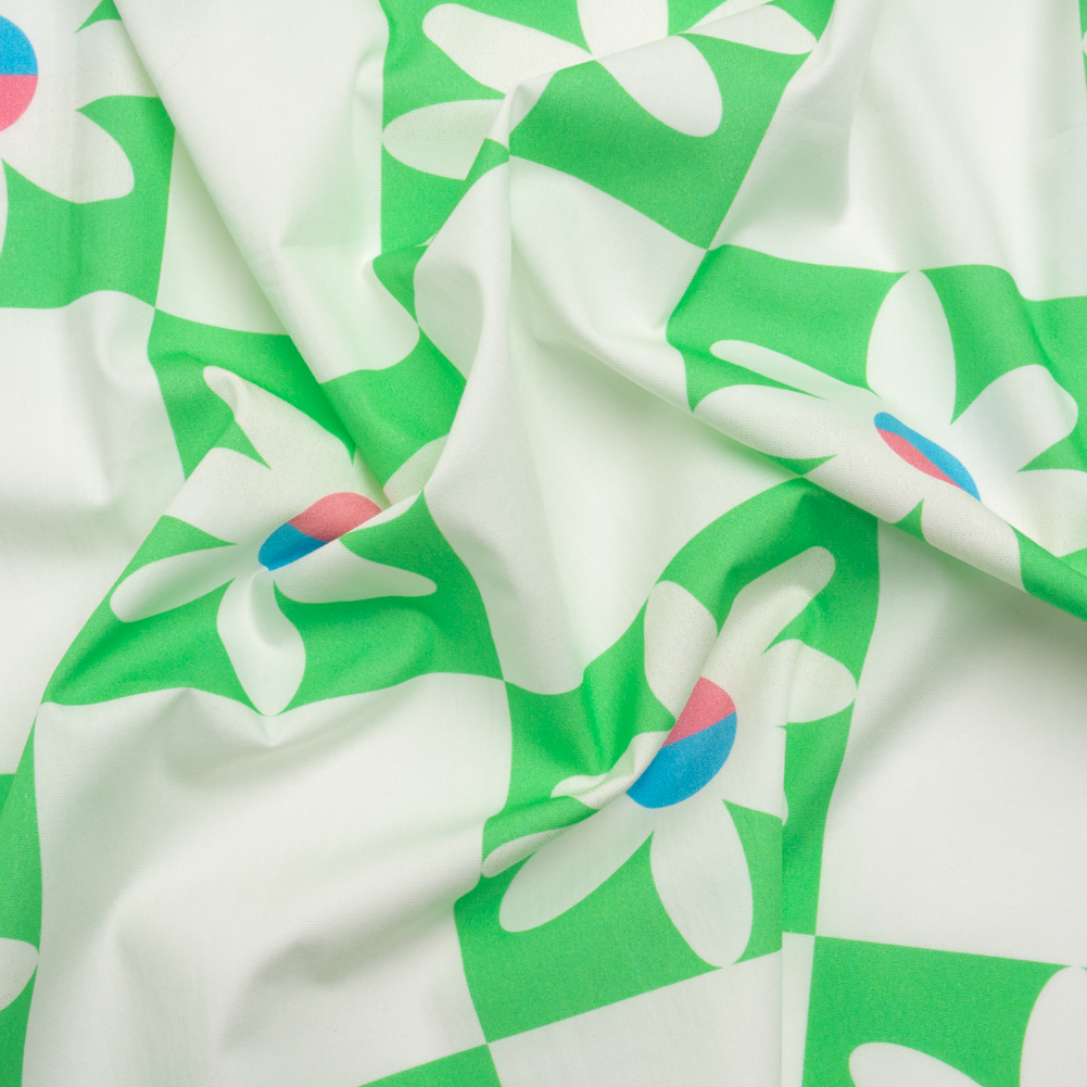 Cotton Poplin Print – Green Floral Checkers – Mood Exclusive Game of Growth Cotton Poplin Print – Green Floral Checkers – Mood Exclusive Game of Growth