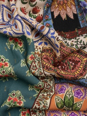 Mood Exclusive Compare Thee Metallic Dotted Crinkled Viscose Crepe Mood Exclusive Compare Thee Metallic Dotted Crinkled Viscose Crepe