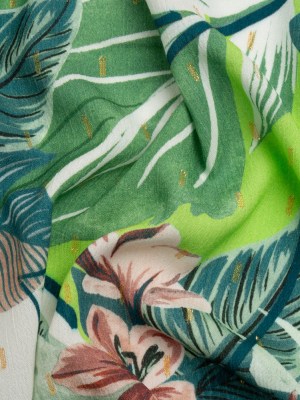 Mood Exclusive White Jive with Jungle Metallic Dotted Crinkled Viscose Crepe Mood Exclusive White Jive with Jungle Metallic Dotted Crinkled Viscose Crepe