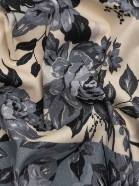 Brushed Stretch Cotton Twill Panel – Blue and Cream Roses – Mood Exclusive Space for Grace Brushed Stretch Cotton Twill Panel – Blue and Cream Roses – Mood Exclusive Space for Grace