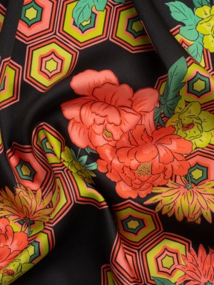 Recycled Polyester Twill Print – Black, Yellow and Coral Honeycomb Floral – Mood Exclusive Rose and Honey Recycled Polyester Twill Print – Black, Yellow and Coral Honeycomb Floral – Mood Exclusive Rose and Honey