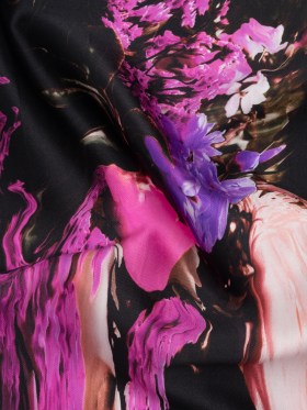 Polyester Mikado – Black, Pink and Purple Abstracted Melting Flowers – Mood Exclusive Surreal Symphony Print Polyester Mikado – Black, Pink and Purple Abstracted Melting Flowers – Mood Exclusive Surreal Symphony Print