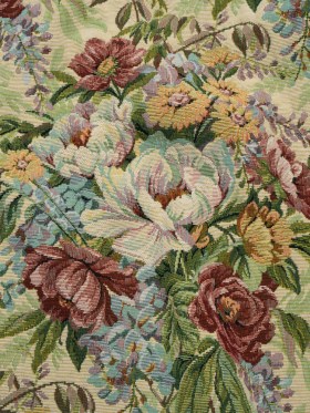 Polyester and Cotton Jacquard Made in Italy – Wine Red, Leaf Green, and Yellow Rose Garden – Deadstock Polyester and Cotton Jacquard Made in Italy – Wine Red, Leaf Green, and Yellow Rose Garden – Deadstock