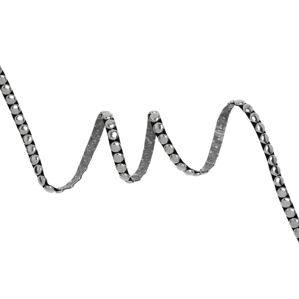 Yaya Han Studded Trim – Fantasy Silver and Black Single Row, 0.3125″ – Cosplay Collection Yaya Han Studded Trim – Fantasy Silver and Black Single Row, 0.3125″ – Cosplay Collection