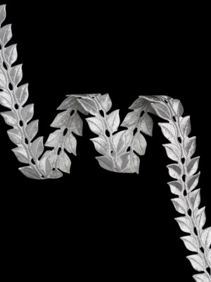 Yaya Han Iron-On Metallic Embroidered Trim – Silver Roman Leaves, 1.25″ – Cosplay Collection Yaya Han Iron-On Metallic Embroidered Trim – Silver Roman Leaves, 1.25″ – Cosplay Collection