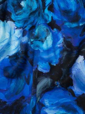 Silk Charmeuse Print 16MM, Made in Italy – Sky Blue, Phthalo and Navy Painted Roses Silk Charmeuse Print 16MM, Made in Italy – Sky Blue, Phthalo and Navy Painted Roses