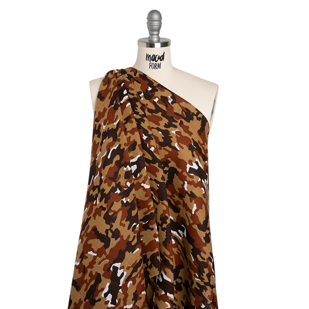 Medium Weight Linen Woven Print – Brown, Russet and Tan Camouflage Medium Weight Linen Woven Print – Brown, Russet and Tan Camouflage