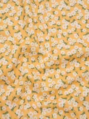Brushed Cotton Woven – White, Sunny Yellow and Green Scattered Daisies – Mood Exclusive Daisy Daze Print Brushed Cotton Woven – White, Sunny Yellow and Green Scattered Daisies – Mood Exclusive Daisy Daze Print