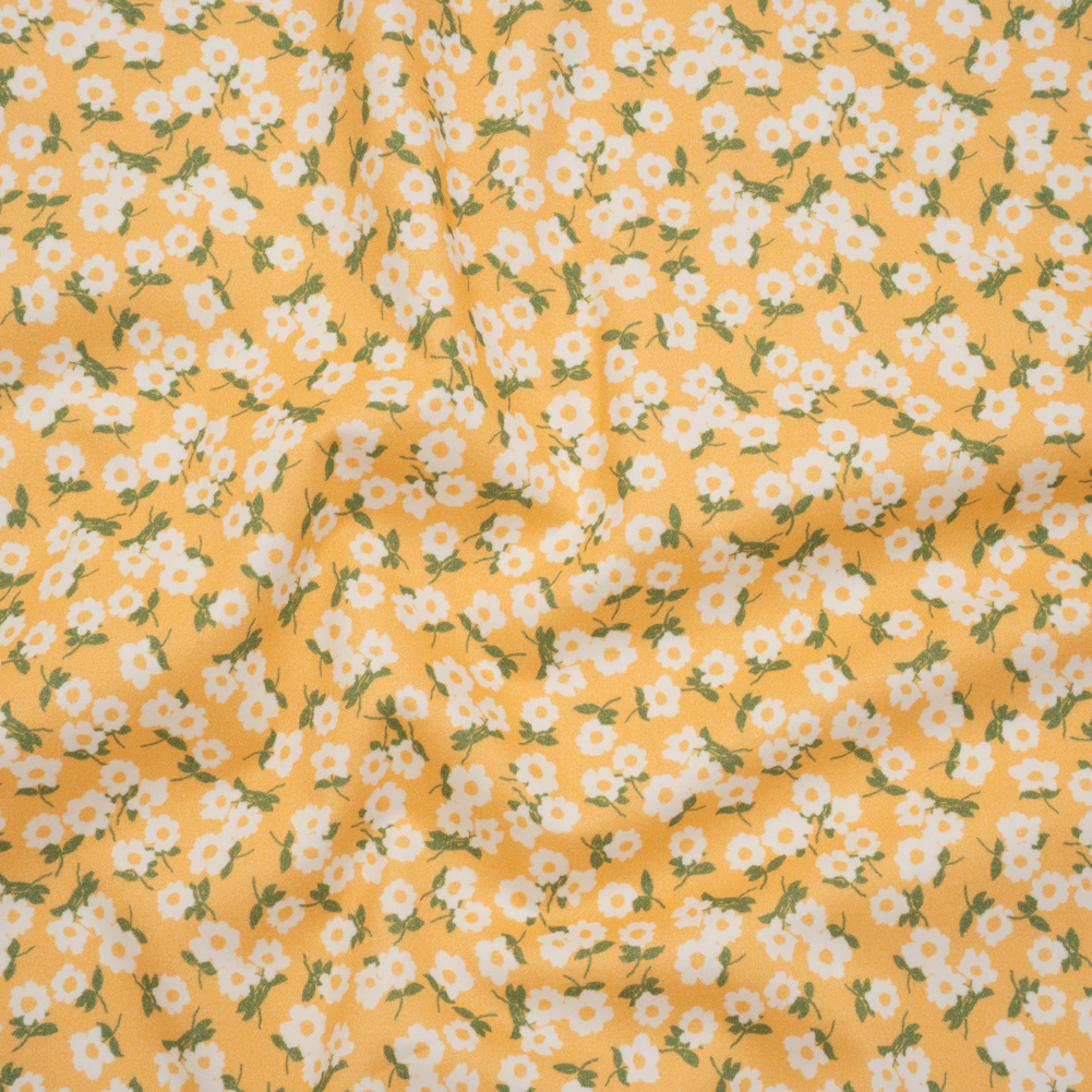 Brushed Cotton Woven – White, Sunny Yellow and Green Scattered Daisies – Mood Exclusive Daisy Daze Print Brushed Cotton Woven – White, Sunny Yellow and Green Scattered Daisies – Mood Exclusive Daisy Daze Print