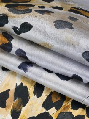 Light Silk Twill Print Made in Italy – Yellow Ochre, Brown and Black Painted Animal Spots – Deadstock Light Silk Twill Print Made in Italy – Yellow Ochre, Brown and Black Painted Animal Spots – Deadstock