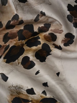 Silk Twill Print Made in Italy – Brown, Beige and Gray Painted Animal Spots – Deadstock Silk Twill Print Made in Italy – Brown, Beige and Gray Painted Animal Spots – Deadstock