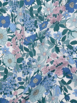 Liberty Fabrics Tana Lawn® – Clarabell Blue – Sky Blue, Teal and Baby Pink Floral Liberty Fabrics Tana Lawn® – Clarabell Blue – Sky Blue, Teal and Baby Pink Floral