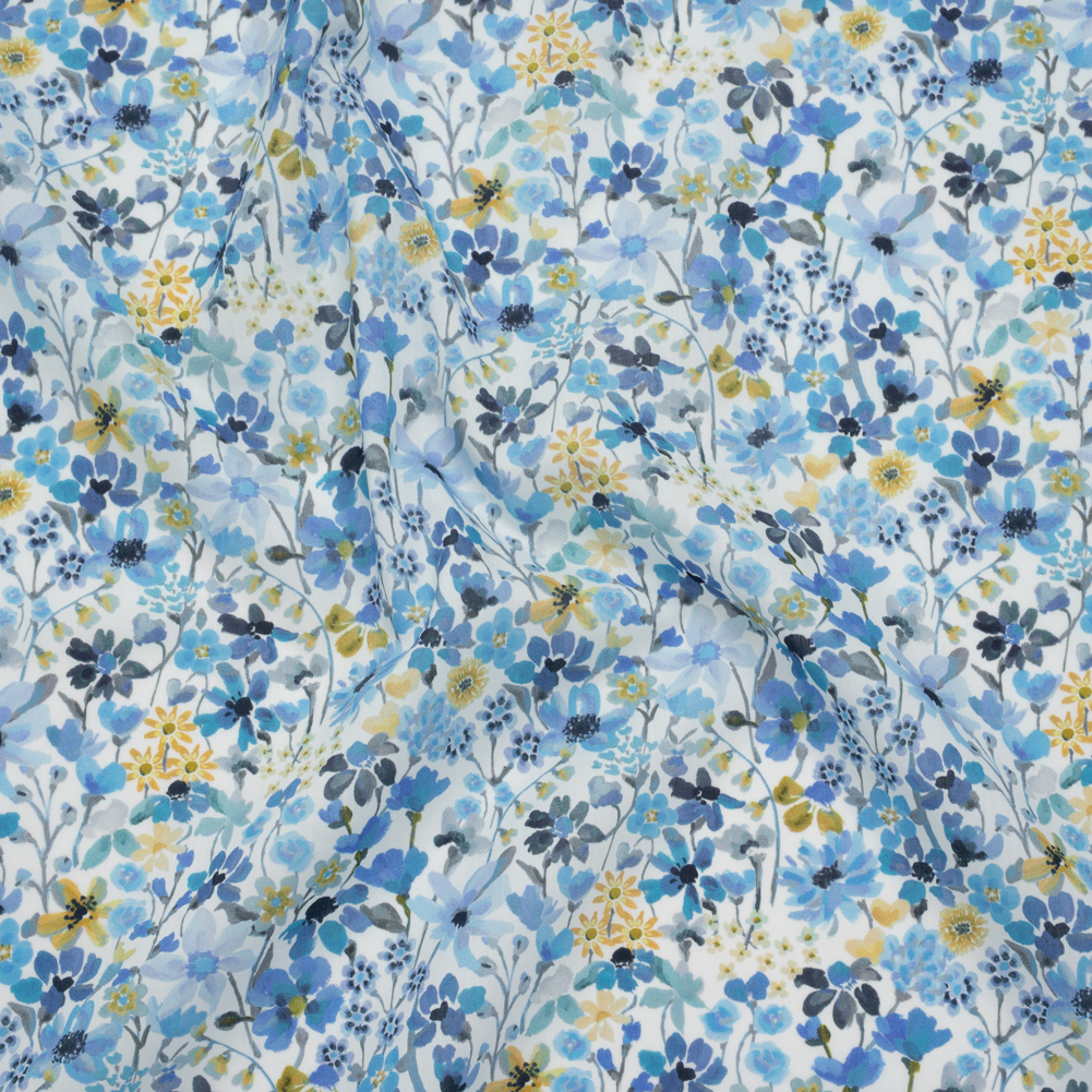 Liberty Fabrics Tana Lawn® – Dreams of Summer Blue – Light Blue and Pale Yellow Watercolor Floral Liberty Fabrics Tana Lawn® – Dreams of Summer Blue – Light Blue and Pale Yellow Watercolor Floral