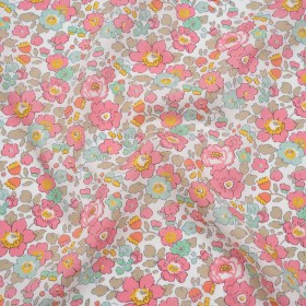 Liberty Fabrics Tana Lawnยฎ – Betsy Light Pink – Pink, Baby Blue and Greenish Beige Floral Liberty Fabrics Tana Lawnยฎ – Betsy Light Pink – Pink, Baby Blue and Greenish Beige Floral