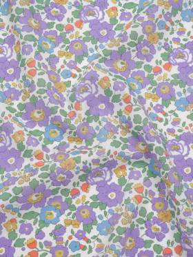 Liberty Fabrics Tana Lawnยฎ – Betsy Purple – Lavender, Baby Blue and Emerald Green Floral Liberty Fabrics Tana Lawnยฎ – Betsy Purple – Lavender, Baby Blue and Emerald Green Floral