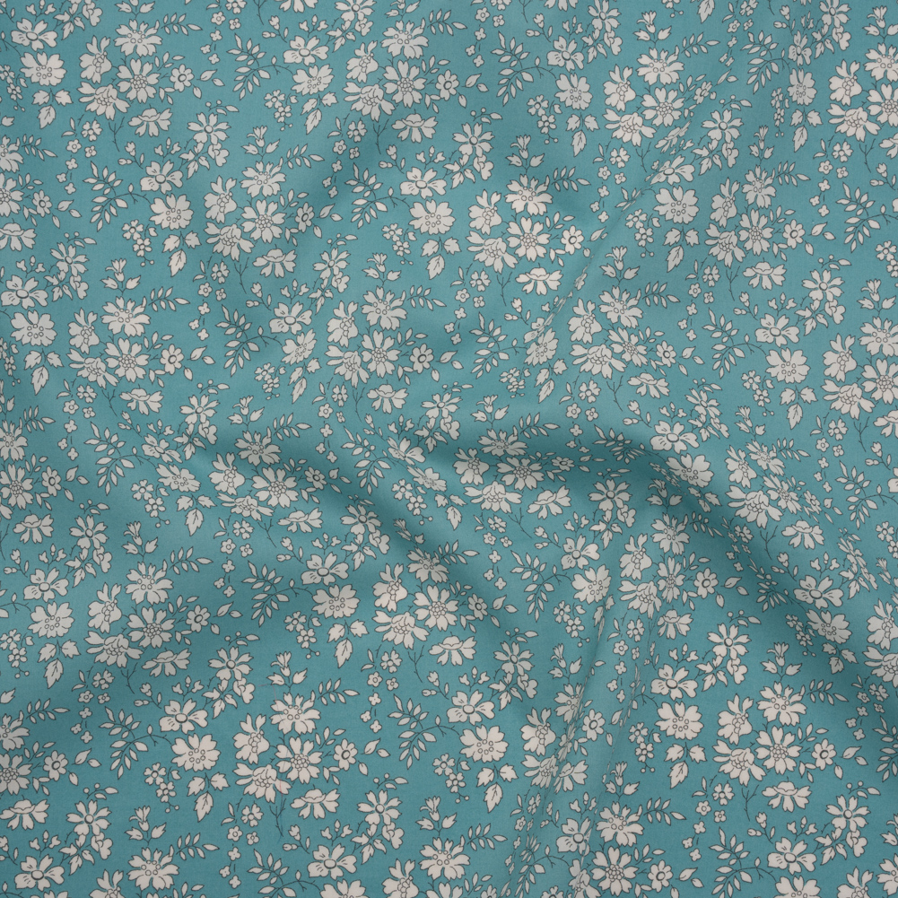 Liberty Fabrics Tana Lawn® – Capel Blue Turquoise – Aqua Blue and White Outlined Florals Liberty Fabrics Tana Lawn® – Capel Blue Turquoise – Aqua Blue and White Outlined Florals