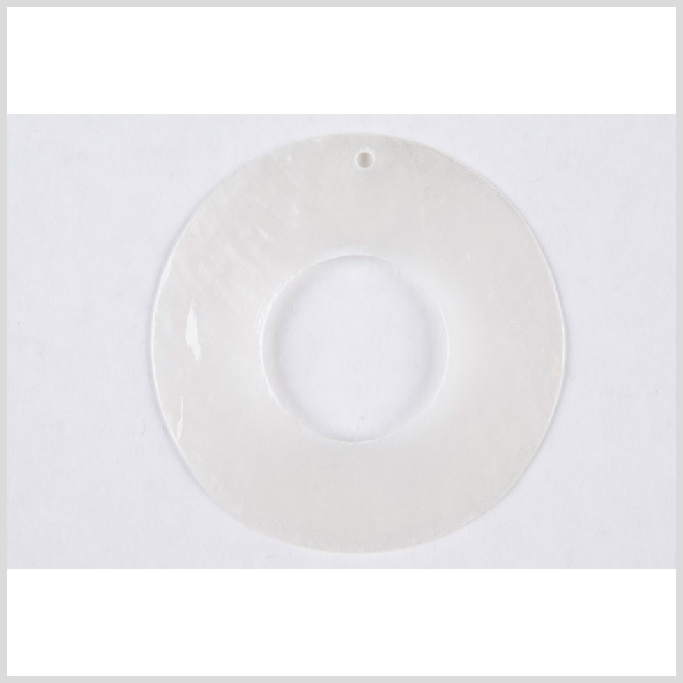 30mm White Plastic Pendant 30mm White Plastic Pendant