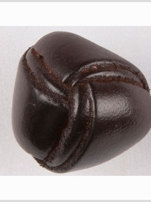 Antique Leather Button – 36L/23mm Antique Leather Button – 36L/23mm