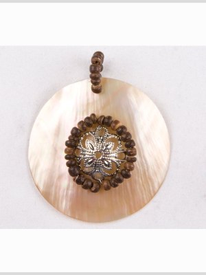 50mm Natural Natural Shell Pendant 50mm Natural Natural Shell Pendant