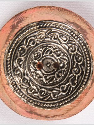Light Orange and Silver Foiled 2-Hole Coconut Button – 74L/47mm Light Orange and Silver Foiled 2-Hole Coconut Button – 74L/47mm